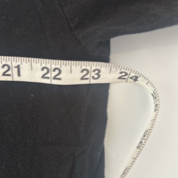 University of Miami Hurricanes UM 305 T-shirt fresh Sz XL used, great condition - Picture 6 of 7